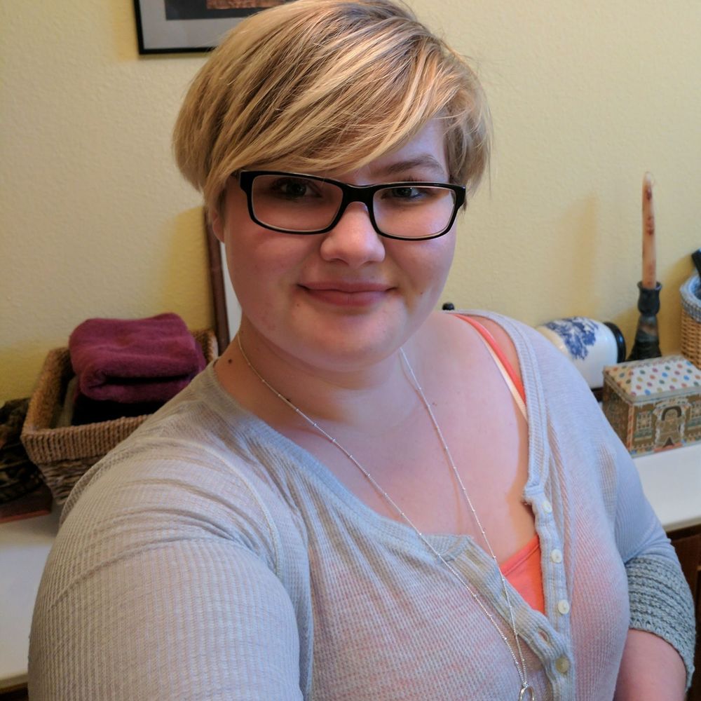 Meet your Posher, Lauren